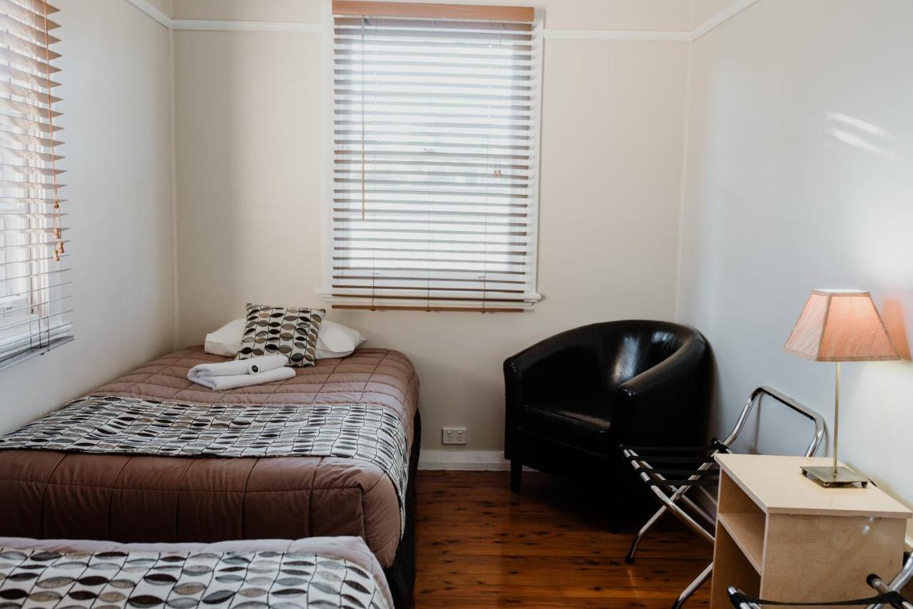 Inverell Terrace Motor Lodge Bagian luar foto